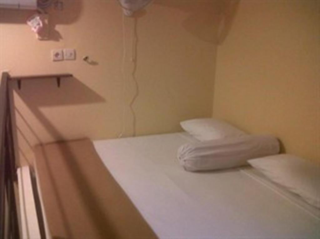 קוטה לומבוק Ct1 Bali Bed & Breakfast חדר תמונה